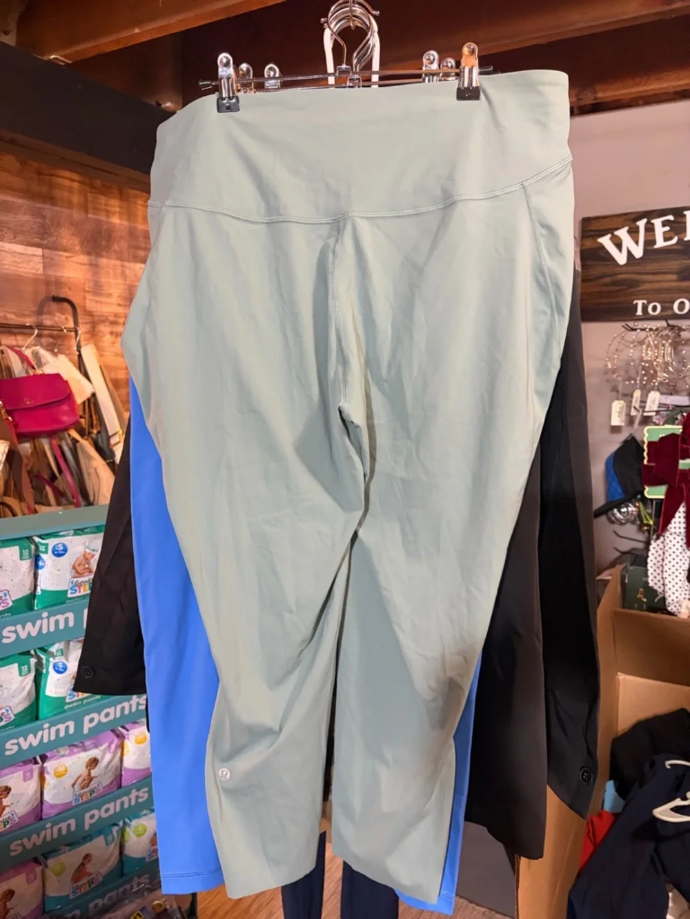 Lululemon Base Pace High-Rise Crop - Picture 2 of 3